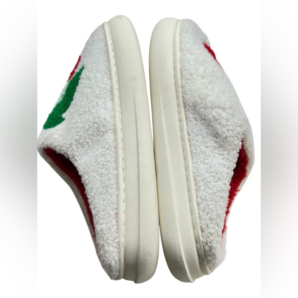 Juicy Couture White Plush Cherry Slip-On Slippers with Red Lining - Picture 8 of 8